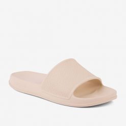 Klapki damskie Coqui. Brązowe klapki damskie Coqui, bez wzorów, bez obcasa. Za 132.99 zł.