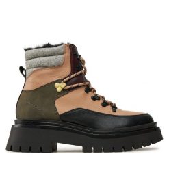 Trzewiki Pepe Jeans. Brązowe botki damskie Pepe Jeans, z jeansu, bez obcasa, na płaskiej podeszwie, bez zapięcia. Za 529.99 zł.