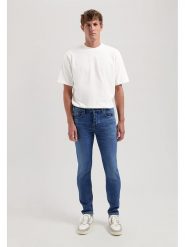DSTREZZED Dżinsy - Slim fit - w kolorze niebieskim rozmiar: W28/L30. Niebieskie jeansy męskie DSTREZZED. Za 184.89 zł.