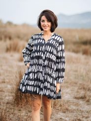 Isla Bonita by SIGRIS Sukienka w kolorze czarnym rozmiar: XL. Czarne sukienki damskie Isla Bonita by SIGRIS, xl, bez wzorów, z bawełny, bez kołnierzyka, bez ramiączek, mini, rozkloszowane. Za 136.78 zł.