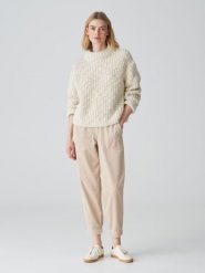 OPUS Sweter w kolorze beżowym rozmiar: 38. Brązowe golfy damskie Opus, z wełny, bez kołnierzyka. Za 191.88 zł.