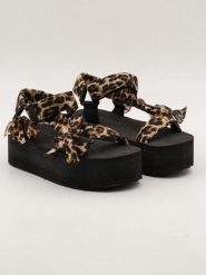 Bellucci Sandały w kolorze jasnobrązowo-czarnym rozmiar: 38. Brązowe sandały damskie Bellucci, bez wzorów, bez obcasa, na platformie. Za 82.99 zł.