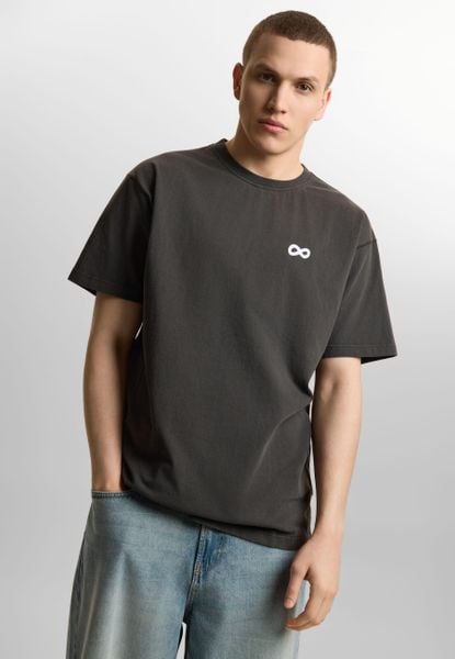 Koszulka sportowa męska Prosto Infinity D z krótkim rękawem. Czarne t-shirty sportowe męskie Prosto., m, z bawełny, bez ramiączek. Za 131.99 zł.