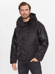 Armani Exchange Kurtka zimowa 6RZB13 ZNJ7Z 1200 Czarny Relaxed Fit. Czarne kurtki męskie Armani Exchange, na zimę, m, bez wzorów, z syntetyku, bez kaptura. Za 1,059.00 zł.