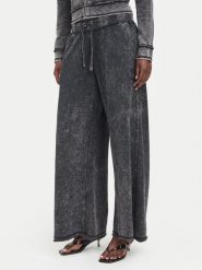 Juicy Couture Spodnie dresowe JCWBJ226321 Czarny Relaxed Fit. Czarne spodnie dresowe damskie Juicy Couture, xxs, bez wzorów, z bawełny. Za 349.99 zł.