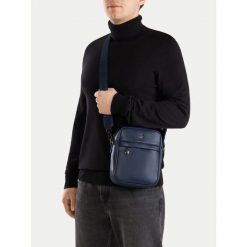 Saszetka Beverly Hills Polo Club. Niebieskie saszetki męskie Beverly Hills Polo Club. Za 149.99 zł.