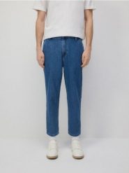 Jeansy carrot fit - niebieski. Niebieskie jeansy męskie Reserved. W wyprzedaży za 99.99 zł.