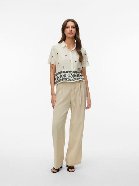 Vero Moda Bluzka w kolorze kremowo-czarnym rozmiar: M. Brązowe bluzki damskie Vero Moda, m, bez wzorów, bez kołnierzyka, bez ramiączek. Za 137.42 zł.