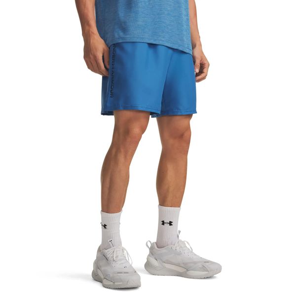 Spodenki Woven Wdmk dla mężczyzn Under Armour 1383356. Czarne szorty męskie Under Armour, bez wzorów, z materiału, sportowe. Za 146.75 zł.