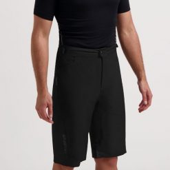 Spodenki rowerowe MTB męskie Rogelli ADVNTR Core. Czarne szorty męskie Rogelli, bez wzorów, sportowe. Za 313.00 zł.