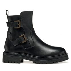 Botki Geox. Czarne botki damskie Geox, bez obcasa, na płaskiej podeszwie, bez zapięcia. Za 479.99 zł.