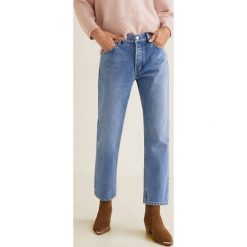 Mango - Jeansy Sayana. Niebieskie jeansy damskie Mango. W wyprzedaży za 69.90 zł.