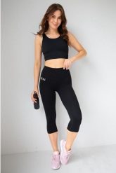 Legginsy krótkie damskie czarne RUNNING 2skin. Czarne legginsy damskie 2SkIN, l, bez wzorów, z materiału, z podwyższonym stanem, do biegania. Za 169.00 zł.