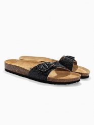 Sunbay Klapki "Jasmin" w kolorze czarnym rozmiar: 39. Czarne klapki damskie Sunbay, bez wzorów, bez obcasa. Za 134.95 zł.