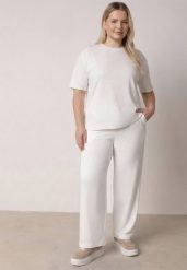 Biały Komplet Bawełniany o Fasonie Oversize T-shirt i Spodnie Azilane. Białe spodnie materiałowe damskie Born2be, bez wzorów, z bawełny, eleganckie. Za 129.99 zł.