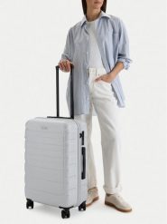 GINO ROSSI Walizka średnia CEO-GIN-M-003-05-SILVER2 Srebrny. Szare walizki męskie Gino Rossi, bez wzorów, z tworzywa sztucznego, średnie. Za 279.99 zł.