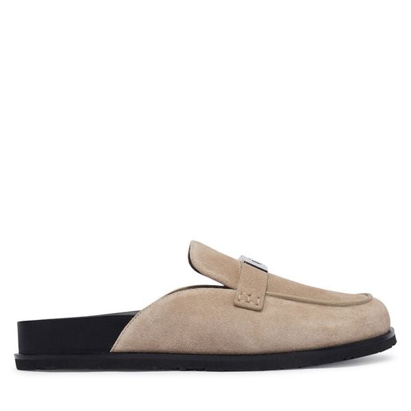 Klapki Tory Burch. Brązowe klapki damskie Tory Burch, bez wzorów, bez obcasa. Za 1,659.00 zł.