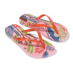 Japonki damskie Ipanema Graffiti III. Czerwone klapki damskie Ipanema, bez wzorów, bez obcasa. Za 69.99 zł.