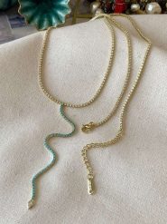 Luseera Pozłacany naszyjnik z cyrkoniami - dł. 58 cm rozmiar: onesize. Niebieskie naszyjniki damskie Luseera, pozłacane. Za 43.99 zł.