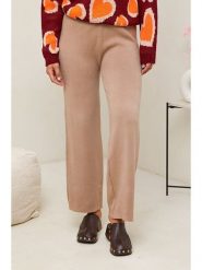 Soft Cashmere Spodnie w kolorze karmelowym rozmiar: 38/40. Brązowe spodnie materiałowe damskie Soft Cashmere, bez wzorów, z materiału, klasyczne, z podwyższonym stanem. Za 113.99 zł.