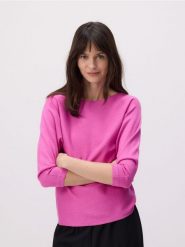 Gładki sweter z wiskozą - fuksja. Czerwone swetry klasyczne damskie Reserved, l, z dzianiny, bez kołnierzyka. W wyprzedaży za 39.99 zł.