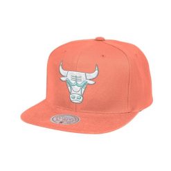 Czapka typu snapback Mitchell & Ness Ocean Dreams Chicago Bulls. Brązowe czapki męskie Mitchell & Ness, bez wzorów. Za 194.00 zł.