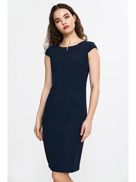 Nife Sukienka w kolorze granatowym rozmiar: 36. Niebieskie sukienki damskie Nife, na imprezę, bez wzorów, z tkaniny, bez kołnierzyka, bez ramiączek, midi. Za 130.19 zł.