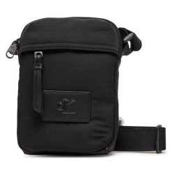 Saszetka Calvin Klein Jeans. Czarne saszetki męskie Calvin Klein Jeans, z jeansu. Za 149.99 zł.