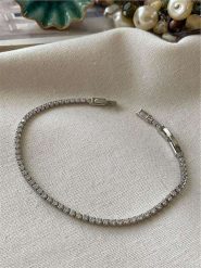 Luseera Pozłacana bransoletka rozmiar: onesize. Szare bransoletki damskie Luseera, pozłacane. Za 43.99 zł.