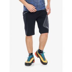 Krótkie spodenki męskie Crazy Short Resolution. Czarne szorty męskie Crazy, bez kołnierzyka. Za 560.99 zł.