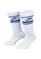 SKARPETY Nike Everyday Essential. Niebieskie skarpetki damskie Nike, bez wzorów, z materiału. Za 79.00 zł.