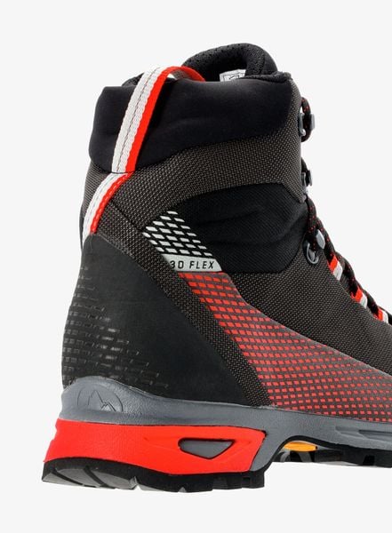 Buty trekkingowe męskie La Sportiva Trango Trk GTX. Czarne buty trekkingowe męskie La Sportiva, na lato, z gore-texu, bez zapięcia, trekkingowe, gore-tex. Za 918.49 zł.