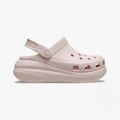 Klapki Crocs Classic Crush Clog. Brązowe klapki damskie Crocs, bez wzorów, bez obcasa. Za 279.00 zł.