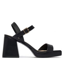 Sandały Aldo. Czarne sandały damskie Aldo, bez wzorów, bez obcasa, na słupku. Za 319.99 zł.