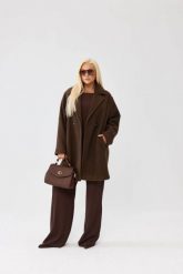 Brązowy damski płaszcz Isabella z tkaniny bukla - elegancja i komfort PLUS SIZE XXL OVERSIZE JESIEŃ. Brązowe płaszcze damskie Moda Size Plus Iwanek, na jesień, l, bez wzorów, z poliesteru, eleganckie, plus size. Za 559.90 zł.