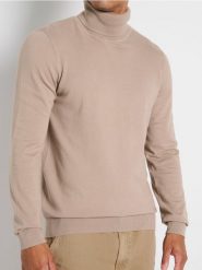 Sweter z golfem - beżowy. Brązowe swetry męskie Sinsay, l, bez wzorów, bez kołnierzyka. W wyprzedaży za 29.99 zł.