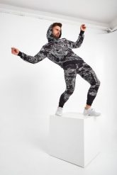 Spodnie dresowe PHILIPP PLEIN. Spodnie dresowe męskie Philipp Plein, bez wzorów, z dresówki. W wyprzedaży za 2,092.30 zł.