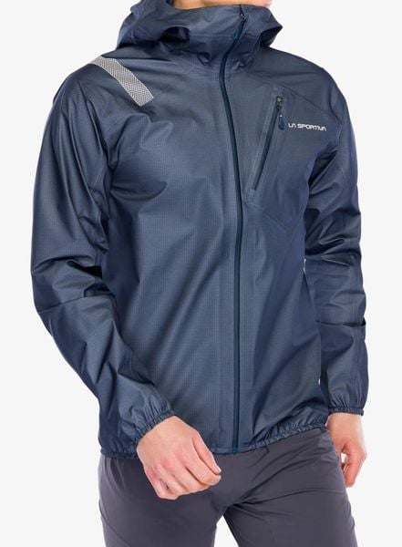 Kurtka z membraną męska La Sportiva Aequilibrium Lite GTX Jacket. Niebieskie kurtki męskie La Sportiva, na zimę, l, bez wzorów, z gore-texu, bez kaptura. Za 1,247.00 zł.