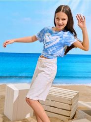 Koszulka tie dye - wielobarwny. Koszulki dziewczęce Sinsay, l, bez wzorów, bez ramiączek. Za 17.99 zł.