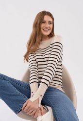 Sweter w paski S-KOMI. Białe swetry klasyczne damskie Volcano, m, z dzianiny, bez kołnierzyka. Za 129.99 zł.