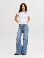 JJXX Dżinsy - Comfort fit - w kolorze błękitnym rozmiar: W26/L30. Niebieskie jeansy damskie JJXX. Za 130.99 zł.