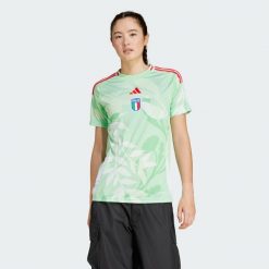 Koszulka Italy 25 (Women's Team) Away. Zielone bluzki damskie Adidas, s, bez wzorów, z materiału, sportowe, bez kołnierzyka, bez ramiączek. Za 449.00 zł.