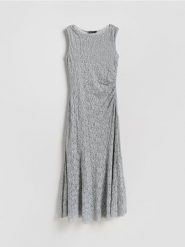Sukienka maxi - jasnoszary. Szare sukienki damskie Reserved, na co dzień, l, bez wzorów, z dzianiny, bez kołnierzyka, bez ramiączek, maxi, proste. Za 179.99 zł.