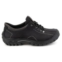 KOMODO Buty męskie trekkingowe skórzane 936K czarne. Czarne buty trekkingowe męskie ze skóry, bez zapięcia. Za 377.80 zł.