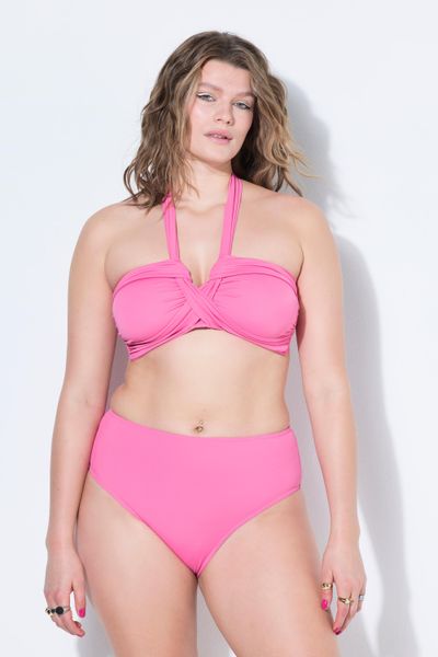 Damskie Góra od bikini miękkie miseczki wiązanie na szyi. Czerwone bikini damskie Ulla Popken, bez wzorów, plus size. Za 179.99 zł.
