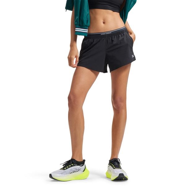 Under Armour Vanish Woven spodenki sportowe męskie. Czarne szorty męskie Under Armour, bez wzorów, z gumy, sportowe. Za 312.99 zł.