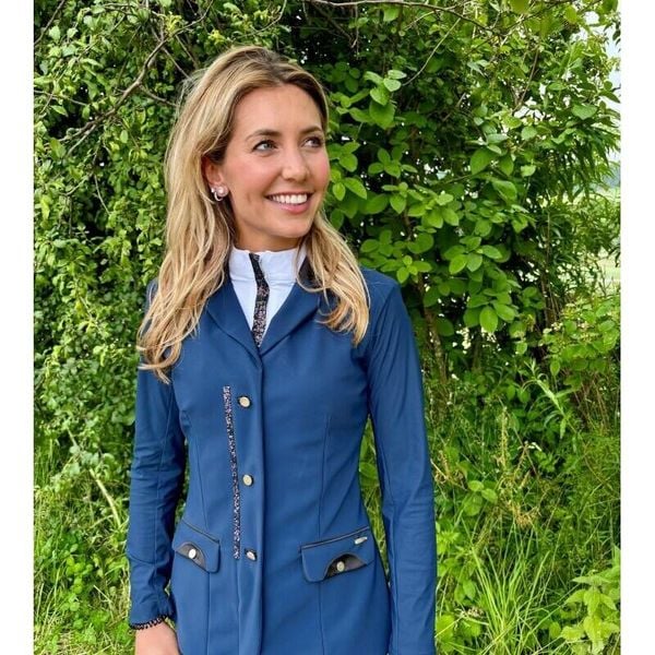 Kurtka jeździecka damska Ju & Pa Beezie Compatible Zip in 2. Niebieskie kurtki damskie JU ET PA, m, bez wzorów, z materiału, bez kaptura. Za 2,108.50 zł.