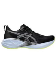 Buty do biegania Novablast 5 Rozmiar 44.5 - 1011B974-003 Czarny. Czarne buty fitness męskie Asics. Za 604.20 zł.