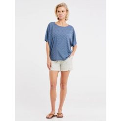 Koszulka damska Protest Prtjaba. Niebieskie bluzki damskie Protest, bez wzorów, casualowe, bez kołnierzyka, bez ramiączek. Za 217.50 zł.