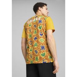 Męska koszulka przedmeczowa Ghana PUMA Yellow Sizzle Intense Red. Czerwone t-shirty sportowe męskie Puma, m, bez ramiączek, do piłki nożnej. W wyprzedaży za 233.00 zł.